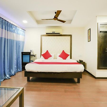 ואדודרה Oyo Hotel Dash מראה חיצוני תמונה