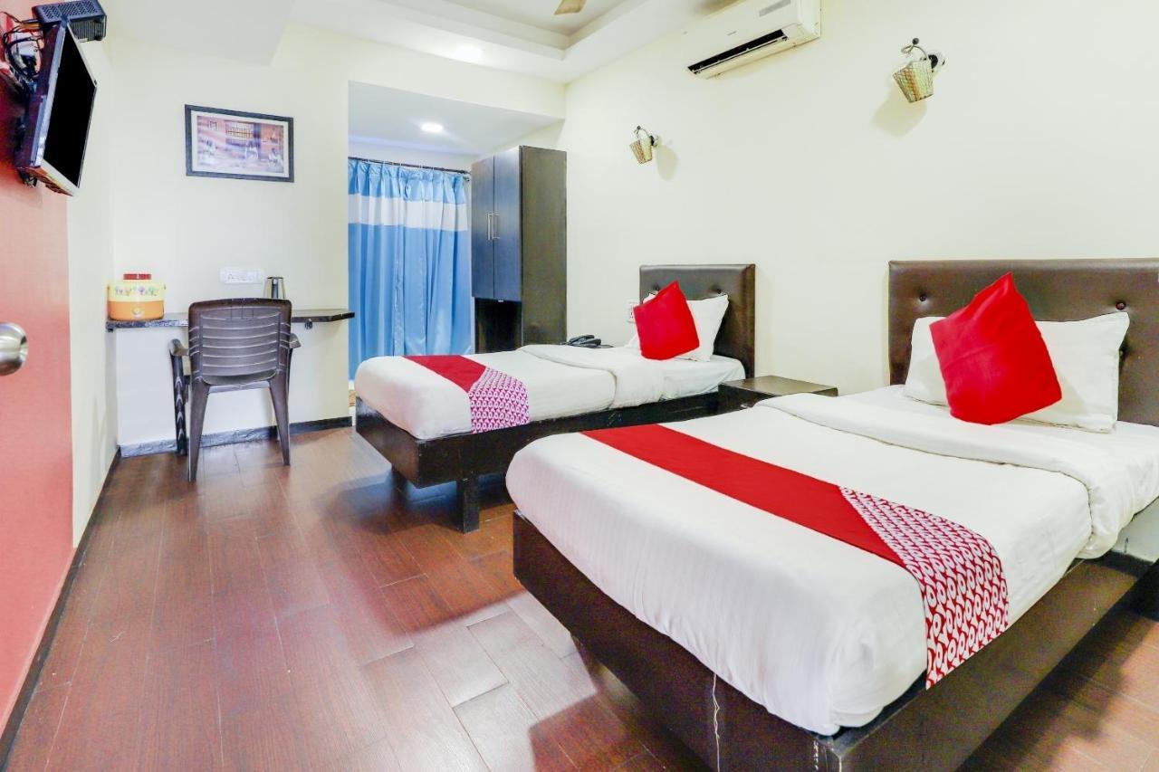 ואדודרה Oyo Hotel Dash מראה חיצוני תמונה