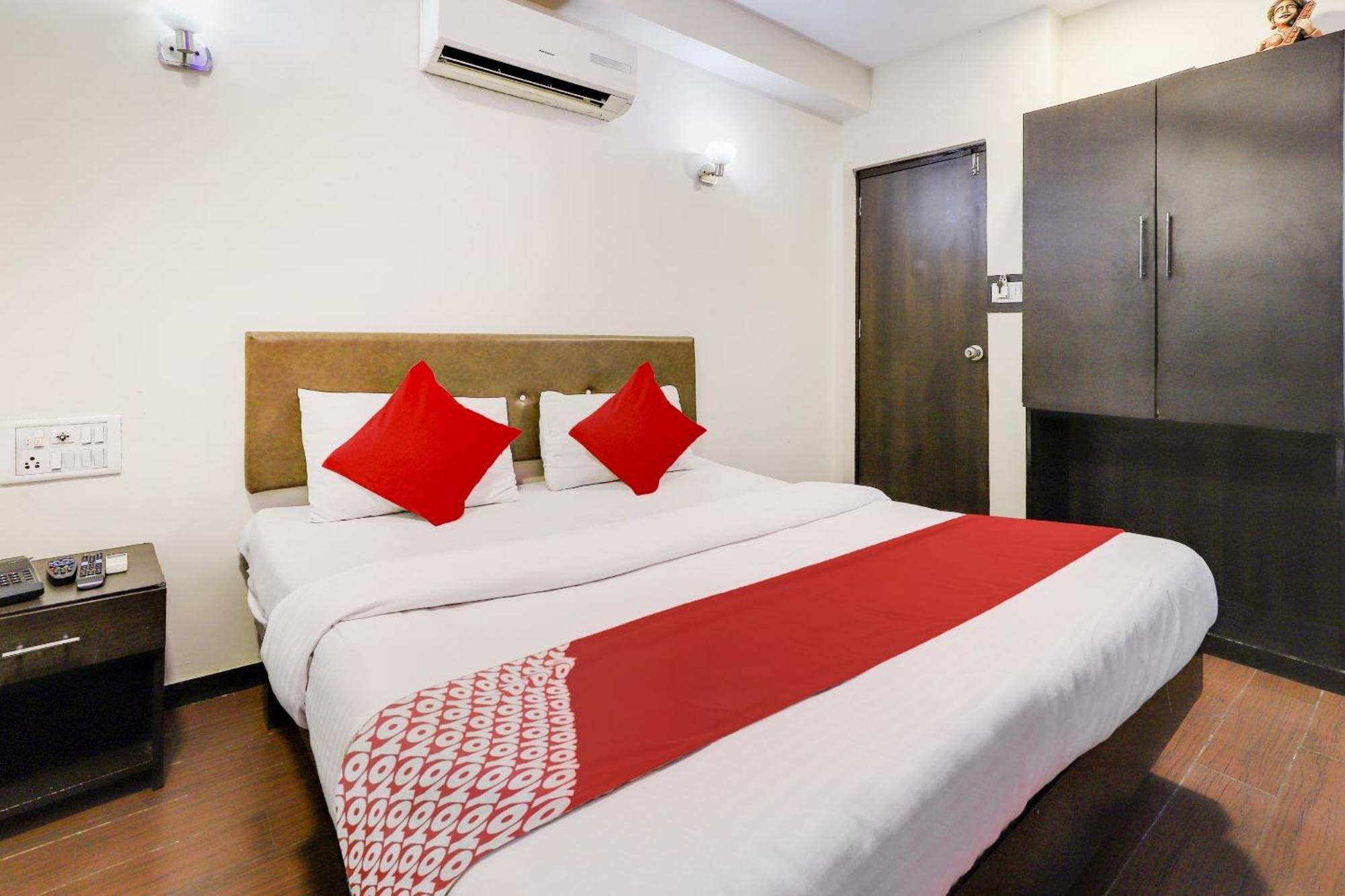 ואדודרה Oyo Hotel Dash מראה חיצוני תמונה
